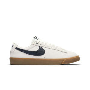 Nike SB Blazer Low GT Ivory Black Gum 704939 109