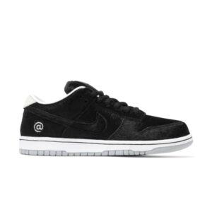 Sneakers Medicom Toy x Nike Dunk Low SB BE@RBRICK CZ5127 001