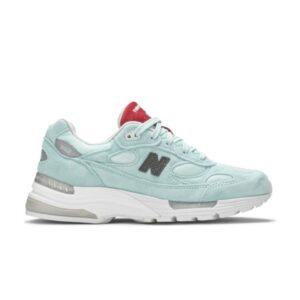 Kith x New Balance 992 Kithmas Collection Sneakers – Light Reef M992KL