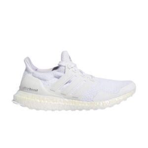 Wmns adidas UltraBoost Aged Boost - Triple White FY2898