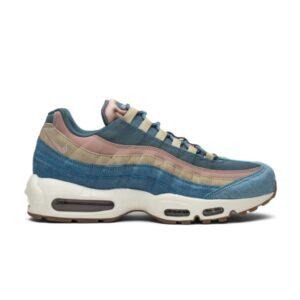 Sneakers Wmns Nike Air Max 95 LX Pony Black AA1103 002