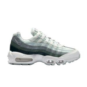 Sneakers Wmns Nike Air Max 95 Clay Green Black 307960 013