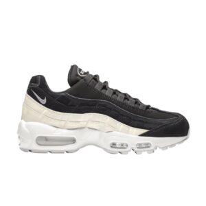 Wmns Nike Air Max 95 Spruce Aura Sneakers Black 807443 017