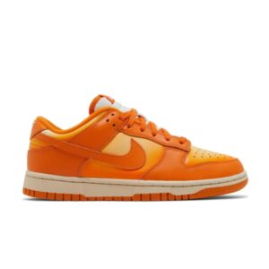 Sneakers Wmns Nike Dunk Low Magma Orange White DX2953 800