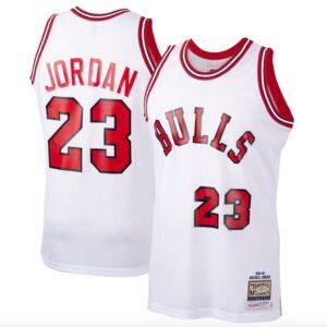 Basketball Jersey 1984-85 Chicago Bulls #23 Michael Jordan Mitchell & Ness Rookie Authentic White Jersey 577713