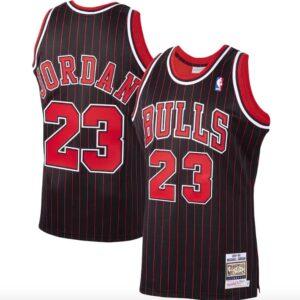 Basketball Jersey 1995-96 Chicago Bulls #23 Michael Jordan Mitchell & Ness Authentic Black Jersey 580315