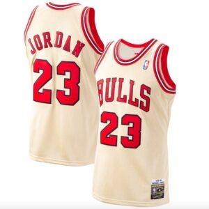 Basketball Jersey 1995-96 Chicago Bulls #23 Michael Jordan Mitchell & Ness Premium Gold Jersey 581903