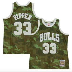 Basketball Jersey 1997-98 Chicago Bulls #33 Scottie Pippen Mitchell & Ness Ghost Green Camo Jersey 582073