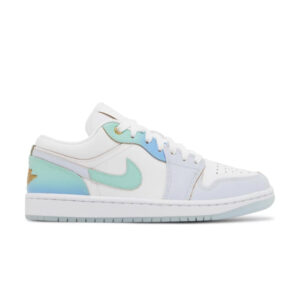 Wmns Air Jordan 1 Low SE Emerald Rise Sneakers FN8899 131