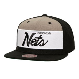 Mitchell & Ness Retro Sport Snapback Brooklyn Nets Hat Black/White/Beige 737114