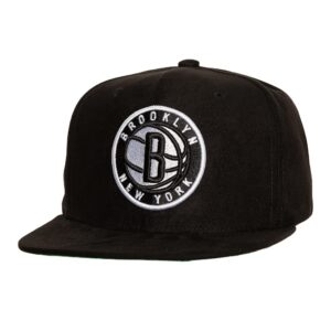 Mitchell & Ness Sweet Suede Snapback Brooklyn Nets Hat Violet 737110