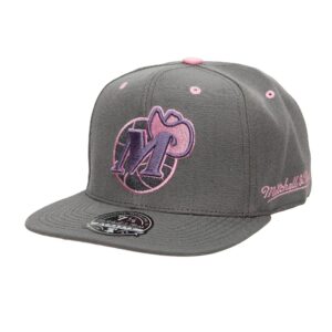 Mitchell & Ness Lavender Dreams Fitted HWC Dallas Mavericks Hat Multicolor 742065