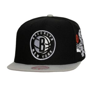 Mitchell & Ness Patch Overload Snapback Brooklyn Nets Hat Grey 737340