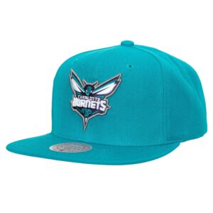 Mitchell & Ness Team Ground 2.0 Snapback Charlotte Hornets Hat Turquoise 739410