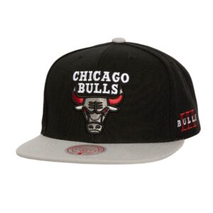 Mitchell & Ness Core III Snapback Chicago Bulls Hat Brown 746329