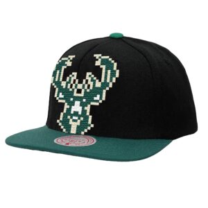 Mitchell & Ness 8 Bit XL Snapback HWC Milwaukee Bucks Hat Brown 755777