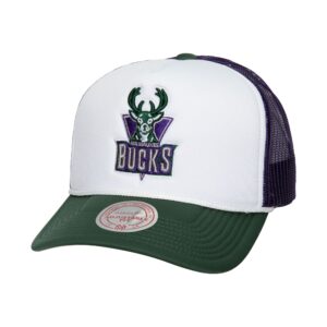 Mitchell & Ness Blocker Trucker HWC Milwaukee Bucks Hat White 754942