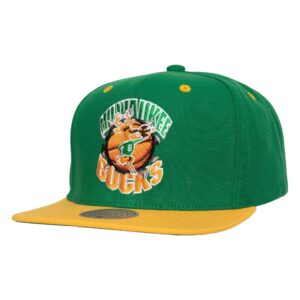 Mitchell & Ness Breakthrough Snapback HWC Milwaukee Bucks Hat Green 755453