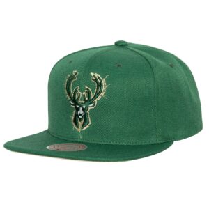 Mitchell & Ness Embroidery Glitch Snapback Milwaukee Bucks Hat Green 755445