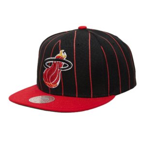 Mitchell & Ness Team Pin Snapback HWC Miami Heat Hat Black 752939