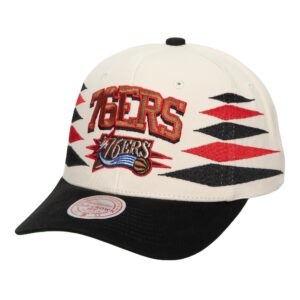 Mitchell & Ness Off White Diamond Pro Snapback HWC Philadelphia 76ers Baseball Cap White 770051