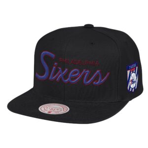 Mitchell & Ness Pink Under Script Snapback HWC Philadelphia 76ers Baseball Cap Black 770155