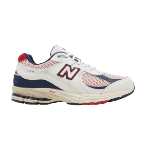 New Balance 2002R 'Pouch – Navy Red 'Sneakers Sea Salt/Red Team/NB Navy M2002RVE