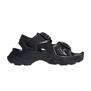 adidas Stella McCartney x Wmns Hika Outdoor Sandal 'Triple Black 'Sneakers Black color/Black color/Black color IE3540