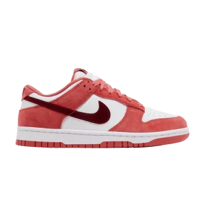 Nike Wmns Dunk Low 'Valentine's Day 2024' Sneakers White/Red Team/Adobe/Red Dragon FQ7056 100