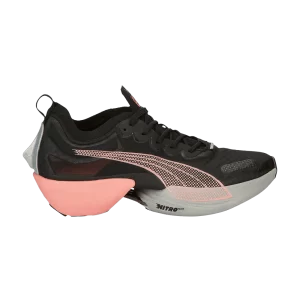 Sneakers Puma Wmns Fast-R Nitro Elite Carbon 'Black Carnation Pink 'Black/Carnation pink 376900 01