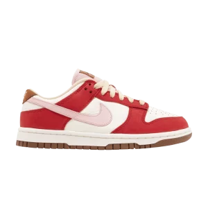 Nike Wmns Dunk Low Premium 'Bacon' Sports red/Shin/Sail/Medium brown FB7910 600