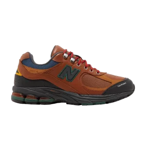 New Balance 2002R 'Hiking Pack - Brown' Brown/Team Red M2002RWM