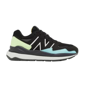 New Balance 57/40 Big Kid 'Black Vibrant Spring Glow' Sneakers Black/Spring Glow GC5740RA