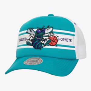 Mitchell & Ness Teal Charlotte Hornets Hardwood Classics Sideline Trucker Snapback Hat Turquoise 1589760