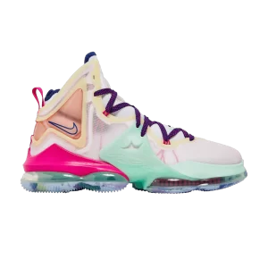 Nike LeBron 19 'Valentine's Day' Sneakers Multicolor/Multicolor DH8459 900