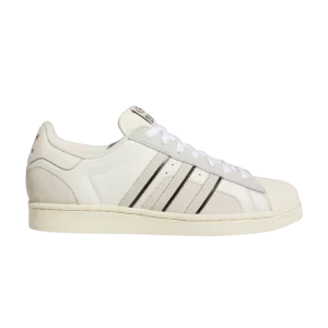 adidas Superstar 'White Aluminum' Sneakers Cloud White/Aluminum/Bright Red GW5921