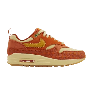 Nike Wmns Air Max 1 'Somos Familia' Sneakers Starfish/Solar Flare DZ5352 847