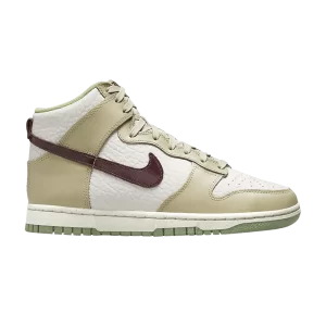 Nike Wmns Dunk High 'Light Bone Alligator' Light Bone/Alligator/Limestone/Dark Beet DX8956 001