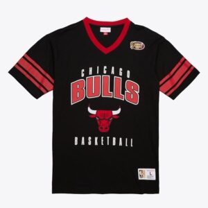 Mitchell & Ness Black Chicago Bulls Hardwood Classics Retro Logo V-Neck T-Shirt Black 1590614