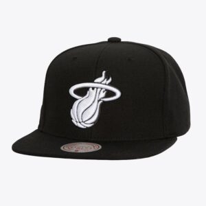 Mitchell & Ness Black White Miami Heat Evergreen OG Snapback Hat Black 1592368